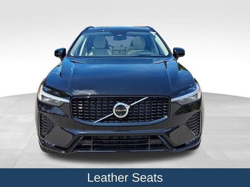 Used 2024 Volvo XC60 B5 Ultimate w/ Protection Package Premier AWD/4WD image 3