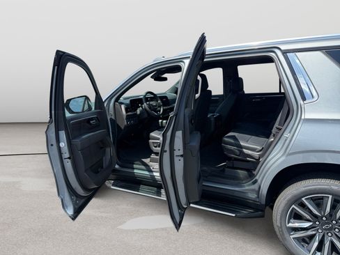 New 2026 Chevrolet Tahoe LS w/ LS Custom Edition AWD/4WD image 11