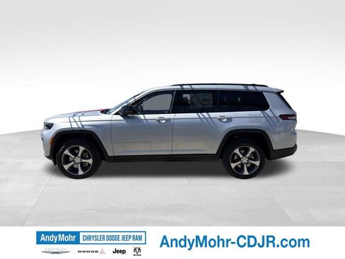 New 2026 Jeep Grand Cherokee L Limited AWD/4WD image 4
