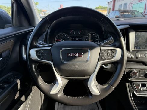Used 2018 GMC Terrain SLE w/ Driver Convenience Package AWD/4WD image 15