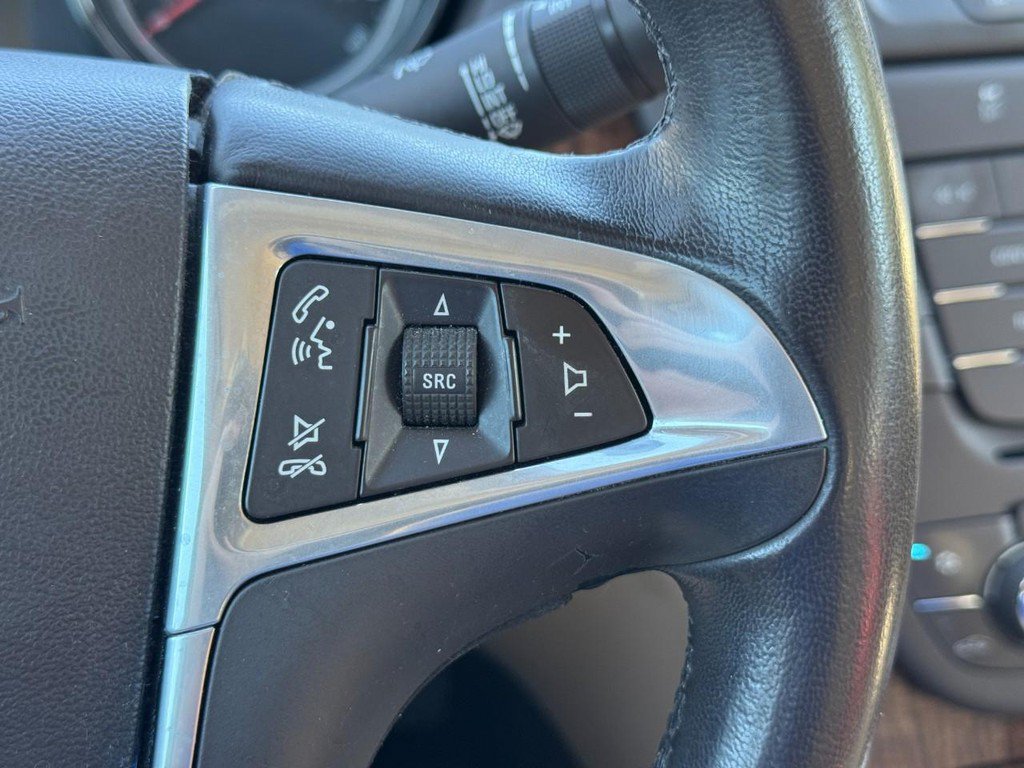 Used 2013 Buick Regal Premium FWD image 25