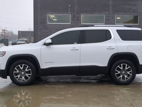 Used 2020 GMC Acadia SLE w/ Driver Convenience Package image 2
