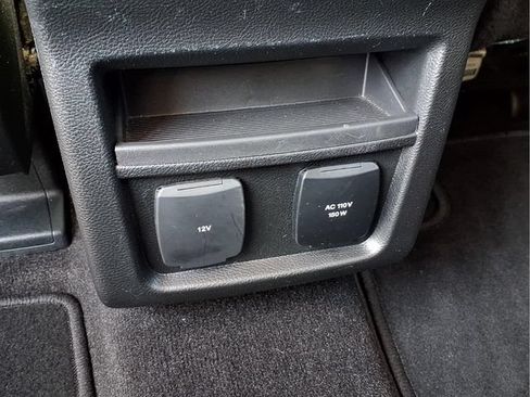 Used 2020 Ford Edge SEL w/ Convenience Package FWD image 19