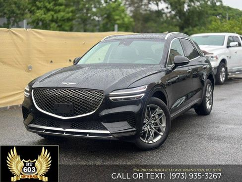 Used 2025 Genesis GV70 2.5T AWD/4WD image 2