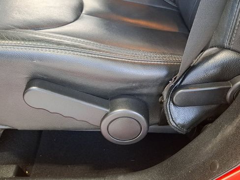 Used 2018 Jeep Wrangler Unlimited Sahara image 23