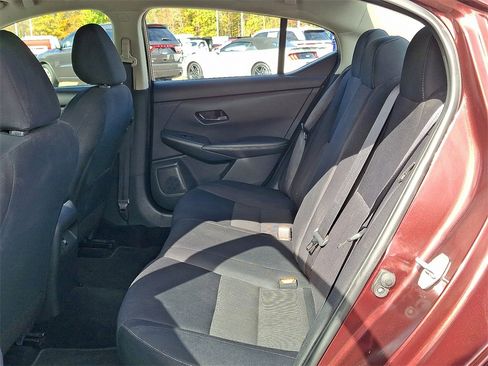 Used 2024 Nissan Sentra SV image 10