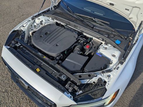 Used 2024 Volvo S60 B5 Core image 38