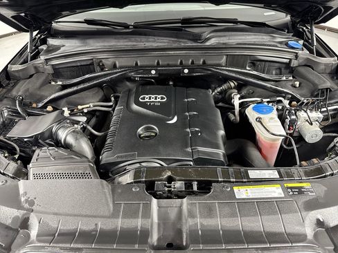 Used 2017 Audi Q5 2.0T Premium Plus w/ Technology Package AWD/4WD image 29