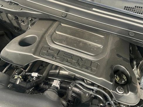 Used 2019 RAM 1500 Laramie image 35