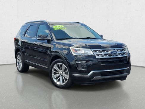 Used 2019 Ford Explorer Limited w/ Class III Trailer Tow Package AWD/4WD image 2