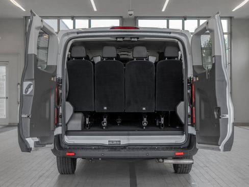 Used 2024 Ford Transit 350 XLT RWD image 16