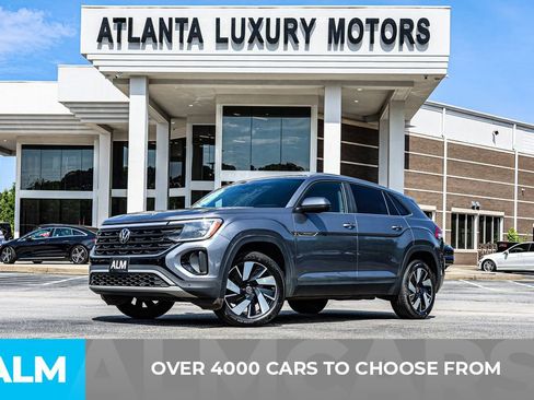 Used 2024 Volkswagen Atlas Cross Sport SE FWD image 3