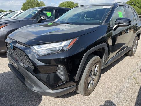 Used 2024 Toyota RAV4 XLE w/ Weather Package image 1