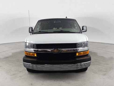 Used 2024 Chevrolet Express 2500 w/ Driver Convenience Package RWD image 8