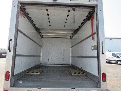 Used 2019 Ford Transit 350 156 DRW RWD image 18