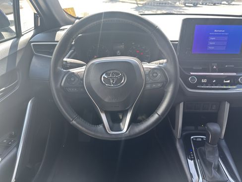 Used 2024 Toyota Corolla Cross AWD Hybrid image 16