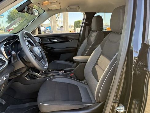 Certified 2023 Chevrolet TrailBlazer LT w/ Convenience Package image 27