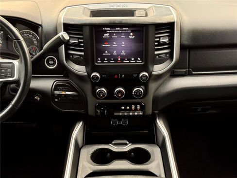 Used 2019 RAM 3500 Big Horn AWD/4WD image 38