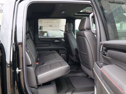 New 2026 GMC Sierra 2500 AT4X w/ LPO, Black Badging Package AWD/4WD image 36