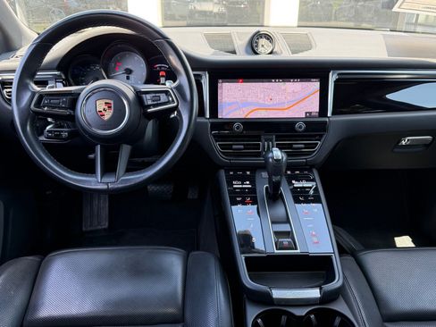Used 2023 Porsche Macan S AWD/4WD image 41