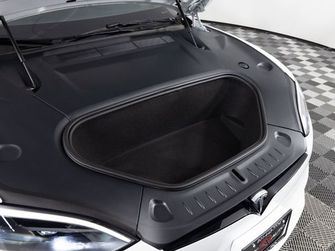 Used 2022 Tesla Model S Plaid image 42