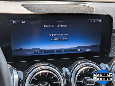 Used 2025 Mercedes-Benz GLB 250 4MATIC image 24