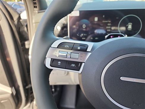 New 2025 Hyundai Tucson Limited image 23