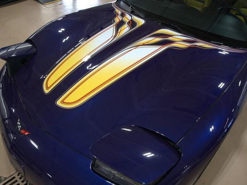 Used 1998 Chevrolet Corvette Convertible w/ Memory Pkg image 11