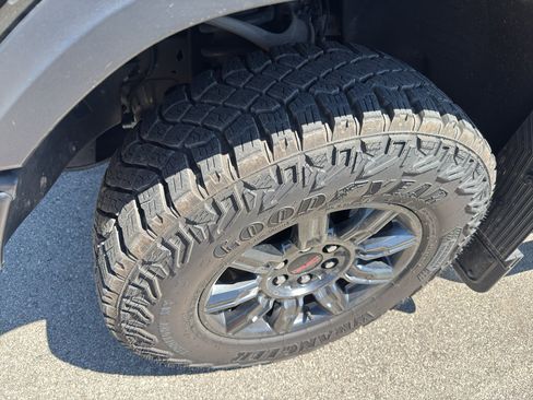 Used 2026 GMC Sierra 1500 AT4X AWD/4WD image 8