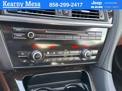 Used 2013 BMW 640i Convertible image 28