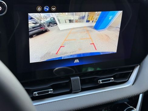 New 2026 Chevrolet Equinox LT image 13