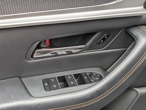 Used 2025 MAZDA CX-90 Plug-In Hybrid w/ Premium Plus image 16