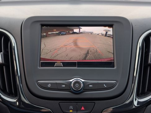 Used 2024 Chevrolet Equinox RS w/ LPO, Floor Liner Package image 3