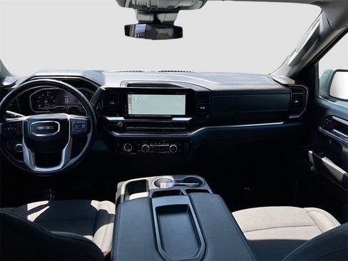 Used 2024 GMC Sierra 1500 Elevation image 22