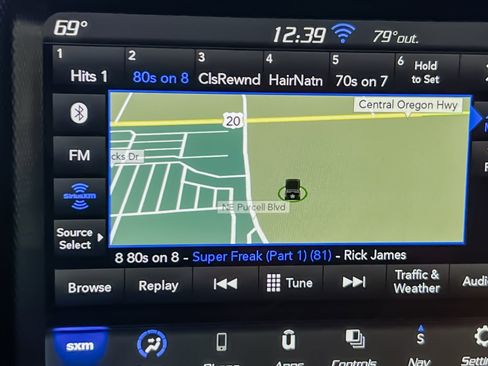 Used 2023 Jeep Wrangler Unlimited Sahara image 17