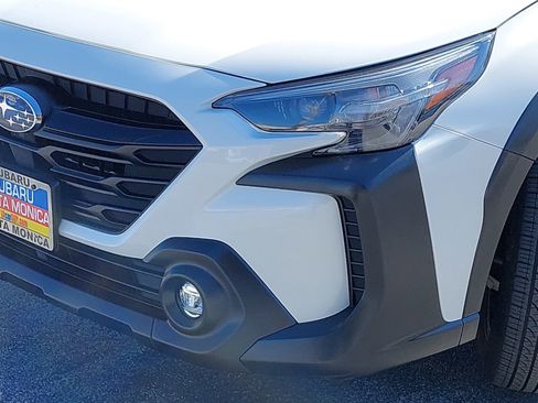Used 2025 Subaru Outback Onyx Edition image 33