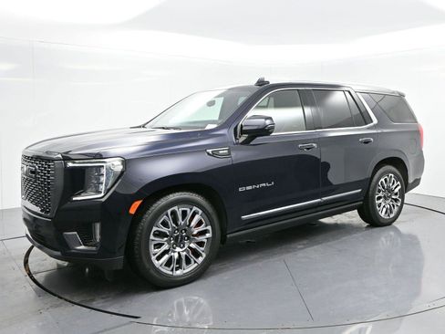 Used 2024 GMC Yukon Denali Ultimate image 3