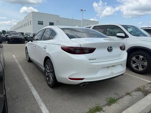 Used 2020 MAZDA MAZDA3 Sedan w/ Preferred Package FWD image 4