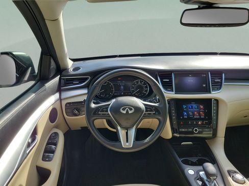 Used 2021 INFINITI QX50 Luxe FWD image 12