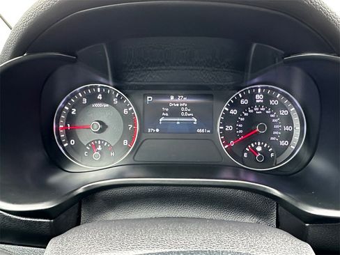 Used 2023 Kia Forte LXS image 13