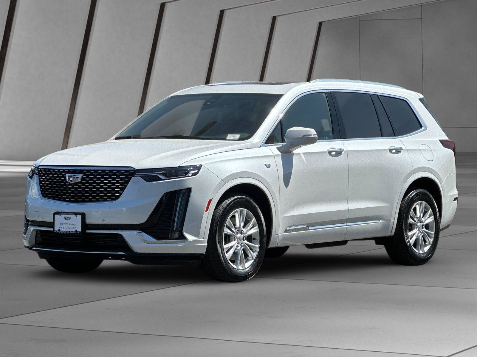 Certified 2025 Cadillac XT6 Luxury FWD image 8