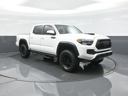 Certified 2020 Toyota Tacoma TRD Pro AWD/4WD image 1