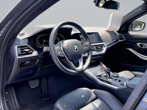 Used 2019 BMW 330i Sedan w/ Premium Package RWD image 14