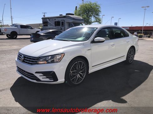Used 2017 Volkswagen Passat 1.8T R-Line image 4