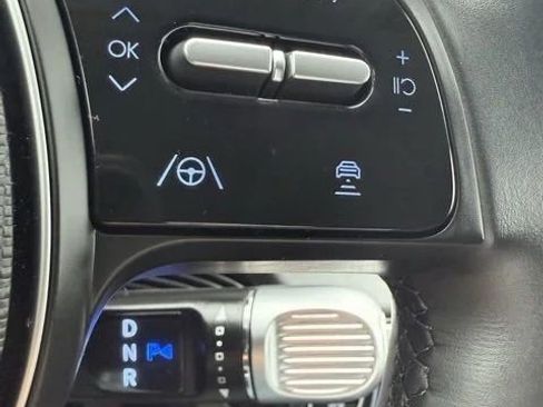 Used 2024 Hyundai Ioniq 5 SE image 28