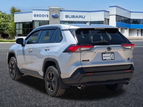 Used 2025 Toyota RAV4 LE AWD/4WD image 3