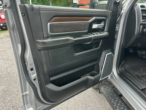 Used 2023 RAM 2500 Laramie AWD/4WD image 24