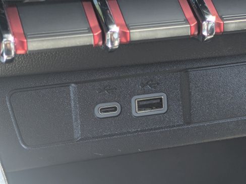 Used 2024 GMC Canyon AT4X w/ AT4X AEV Edition AWD/4WD image 22