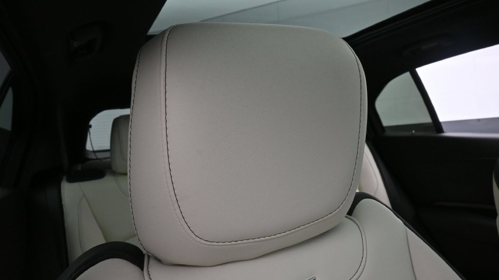 Certified 2023 Cadillac XT4 Sport FWD image 18