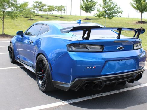 Used 2018 Chevrolet Camaro ZL1 RWD image 5